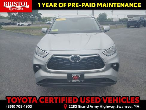 Certified 2020 Toyota Highlander XLE AWD/4WD image 2
