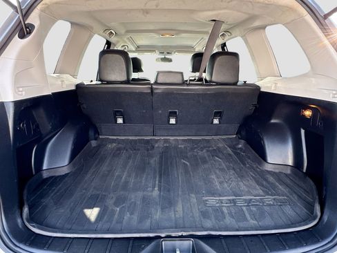 Used 2014 Subaru Forester 2.5i Limited image 23