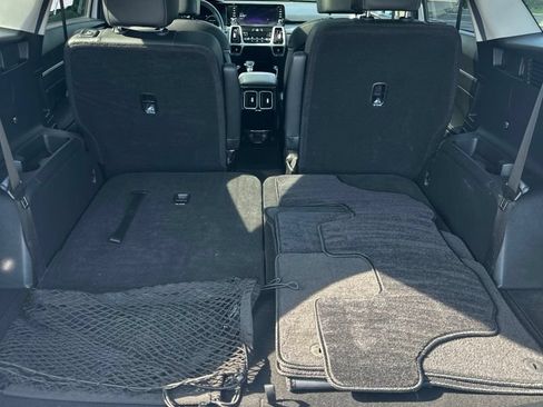 Used 2023 Kia Sorento SX AWD/4WD image 8