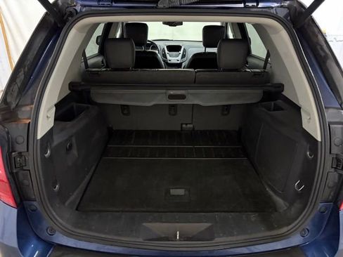 Used 2016 Chevrolet Equinox LTZ w/ Enhanced Convenience Package FWD image 11