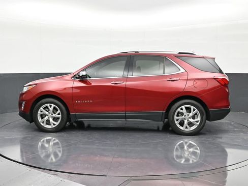 Used 2020 Chevrolet Equinox Premier FWD image 2