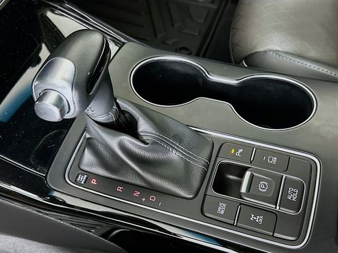 Used 2019 Kia Sorento SX image 25