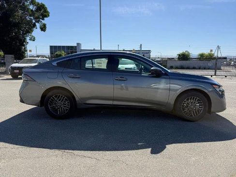 New 2026 Nissan Sentra SV w/ SV Convenience Package FWD image 7
