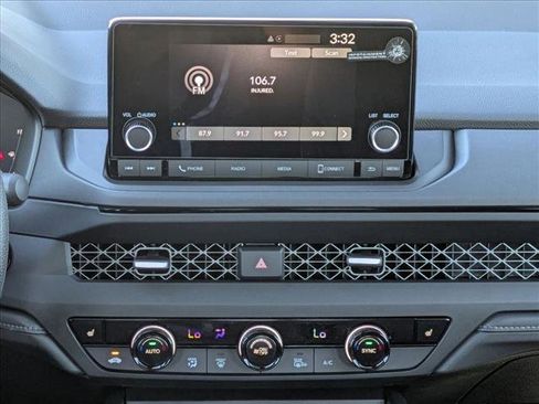 New 2025 Honda Accord SE image 12