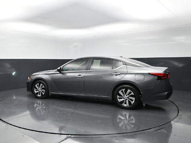 Certified 2025 Nissan Altima 2.5 S FWD image 2