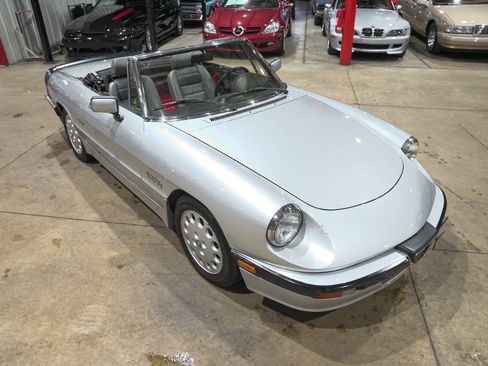 Used 1987 Alfa Romeo Spider Quadrifoglio RWD image 28