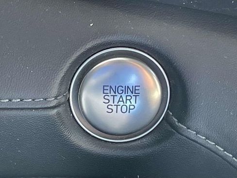 Used 2023 Hyundai Santa Fe SEL w/ Premium Package image 25