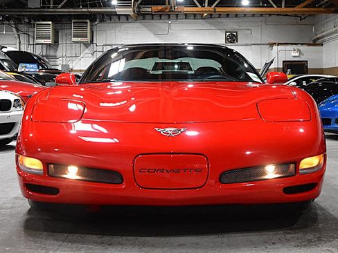 Used 2003 Chevrolet Corvette Coupe w/ Preferred Equipment Group RWD image 5