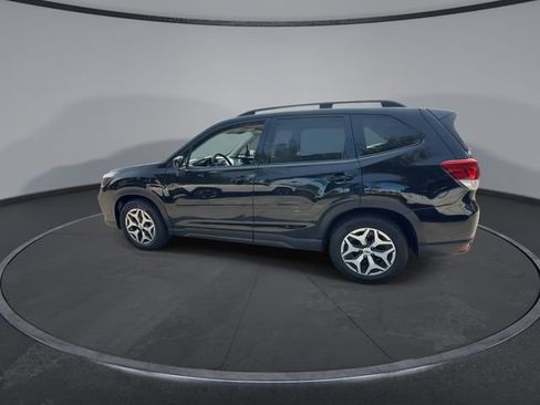 Certified 2021 Subaru Forester Premium w/ Popular Package #1 AWD/4WD image 5