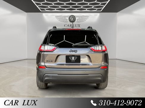 Used 2023 Jeep Cherokee Altitude Lux AWD/4WD image 3