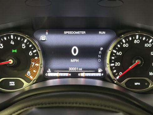 Used 2022 Jeep Renegade Limited AWD/4WD image 16