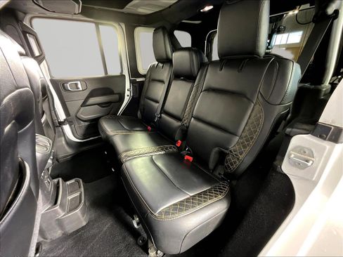 Used 2021 Jeep Wrangler Unlimited Sahara AWD/4WD image 22