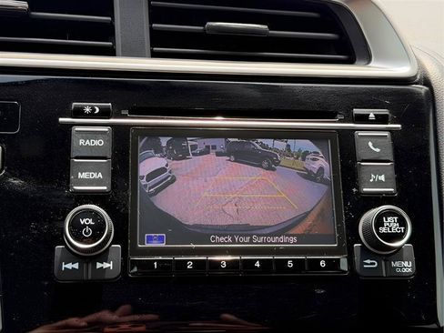 Used 2019 Honda Fit LX image 39