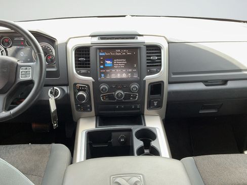 Used 2014 RAM 1500 Lone Star AWD/4WD image 7