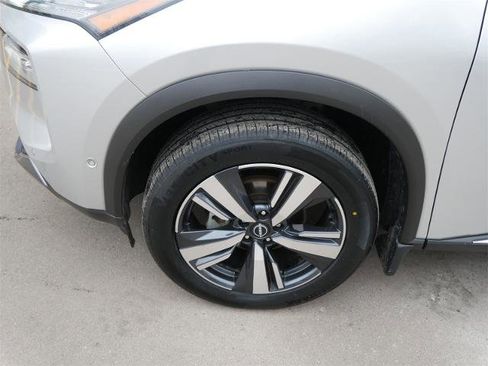 Certified 2023 Nissan Rogue SL w/ SL Premium Package image 7