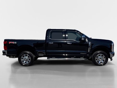 Used 2024 Ford F350 Lariat w/ Chrome Package image 7