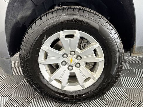 Used 2022 Chevrolet Colorado LT w/ Fleet Safety Package image 34