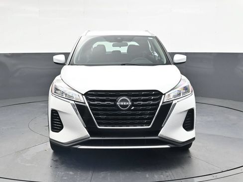 Used 2023 Nissan Kicks SV FWD image 13