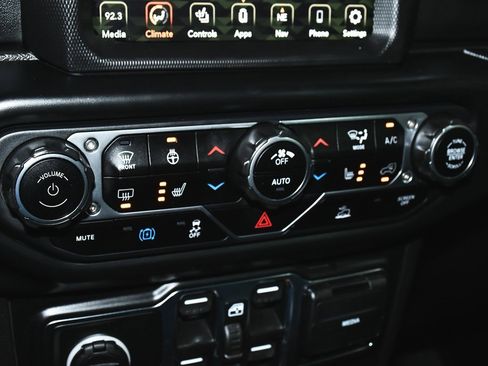 Used 2023 Jeep Wrangler Unlimited Rubicon 4xe w/ Cold Weather Group image 30