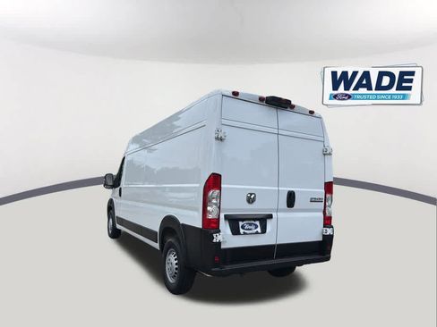 Used 2025 RAM ProMaster 2500 w/ Convenience Group FWD image 7