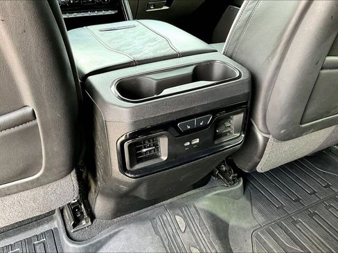 Used 2025 GMC Sierra 2500 AT4X AWD/4WD image 30