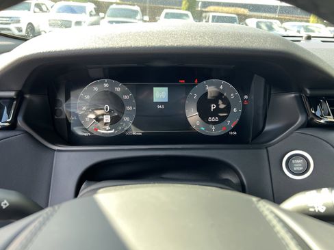 New 2025 Land Rover Range Rover Velar Dynamic SE AWD/4WD image 23