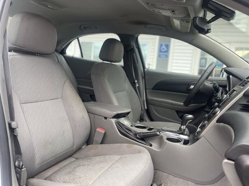 Used 2014 Chevrolet Malibu LS image 14