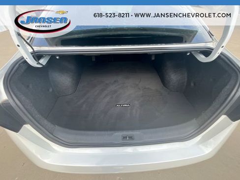 Used 2019 Nissan Altima 2.5 SR w/ SR Premium Package FWD image 26