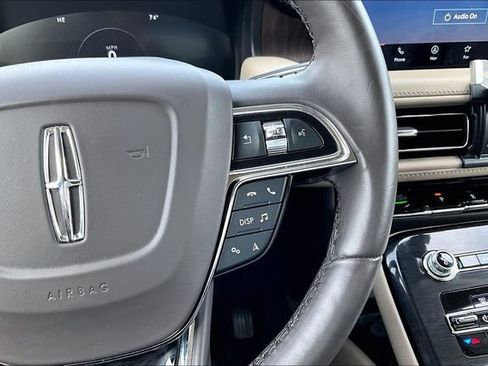 Used 2023 Lincoln Nautilus Reserve w/ Equipment Group 201A image 11