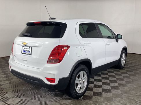 Used 2020 Chevrolet Trax LS w/ Tint and Cruise Package FWD image 17