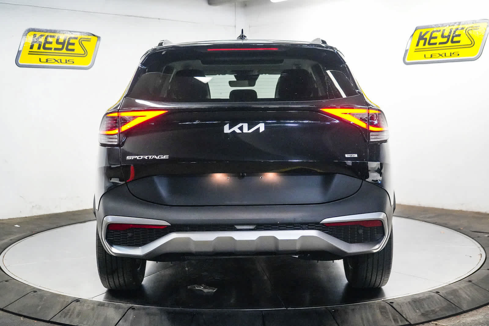 Used 2024 Kia Sportage EX w/ EX Premium Package AWD/4WD image 7