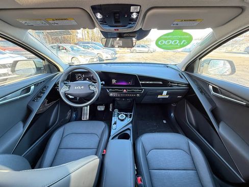 New 2025 Kia Niro Wave w/ Wave Preserve Package image 24