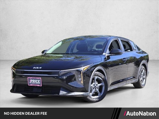 Used 2025 Kia K4 FWD image 1