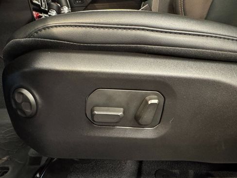 Used 2024 Jeep Wrangler Unlimited Rubicon 392 AWD/4WD image 31