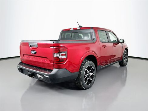 New 2026 Ford Maverick Lariat image 7