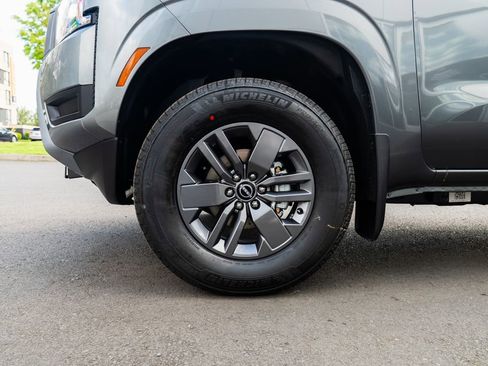 New 2026 Nissan Frontier SV w/ SV Convenience Package AWD/4WD image 7