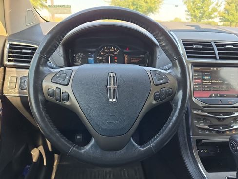 Used 2011 Lincoln MKX AWD w/ 102A Rapid Spec Order Code image 22
