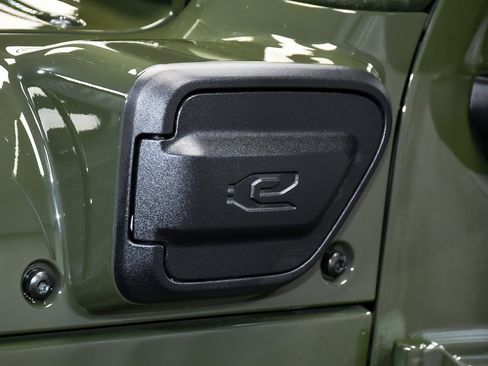 Used 2023 Jeep Wrangler Unlimited Rubicon 4xe w/ Cold Weather Group image 82