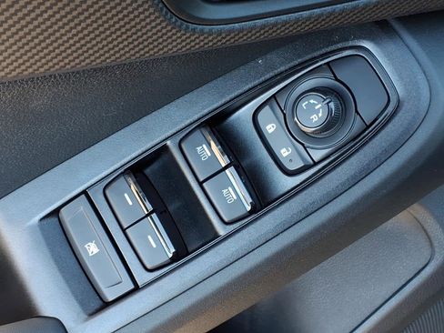 New 2026 Subaru Crosstrek 2.0i Premium AWD/4WD image 19