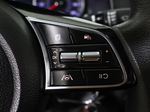 Used 2023 Kia Forte LXS image 37