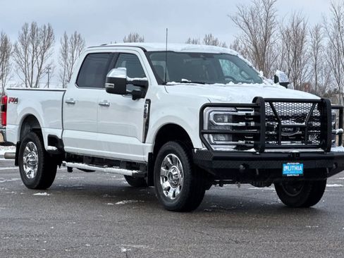 Certified 2024 Ford F250 Lariat w/ Chrome Package image 9
