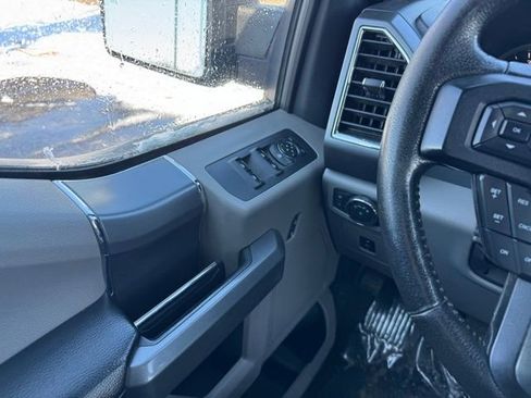 Used 2016 Ford F150 XLT w/ Equipment Group 302A Luxury AWD/4WD image 32