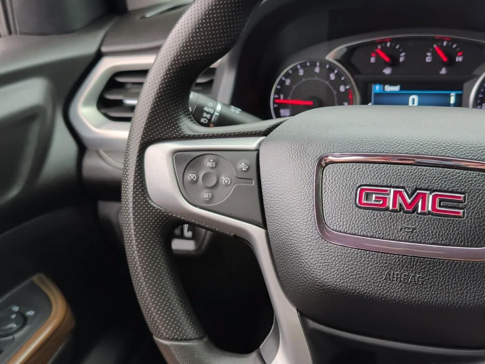 Used 2023 GMC Acadia SLE w/ Driver Convenience Package AWD/4WD image 19