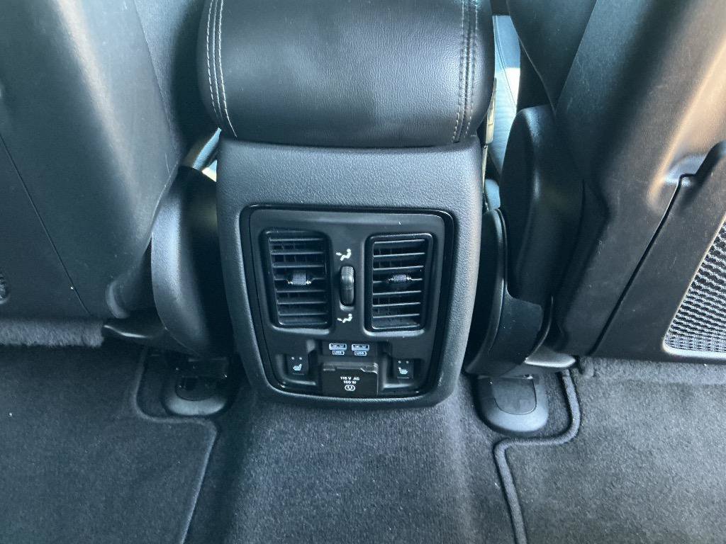 Used 2022 Dodge Durango GT RWD image 14