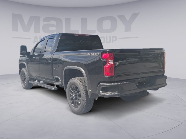 Used 2025 Chevrolet Silverado 2500 Custom w/ Custom Value Package AWD/4WD image 3