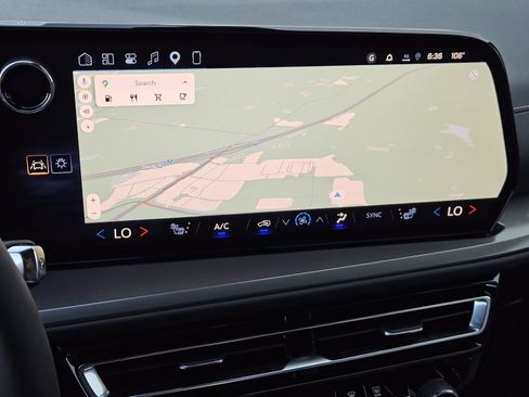 New 2027 Chevrolet Traverse LT w/ Midnight/Sport Edition FWD image 18