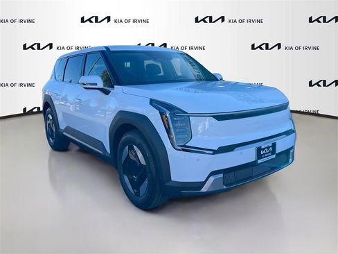 New 2026 Kia EV9 Light image 1