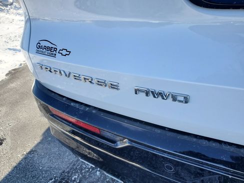 New 2026 Chevrolet Traverse High Country w/ LPO, Floor Liner Package image 30