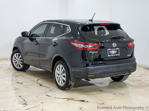 Used 2022 Nissan Rogue Sport S FWD image 10