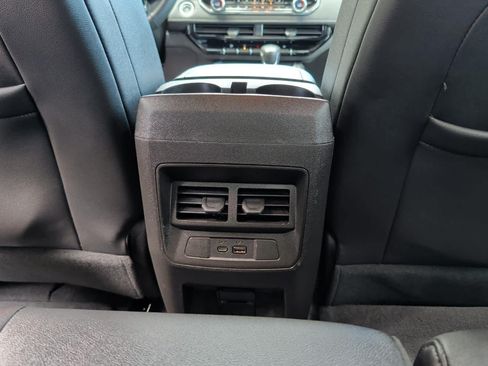 Used 2023 Chevrolet Colorado LT w/ LT Convenience Package III AWD/4WD image 29